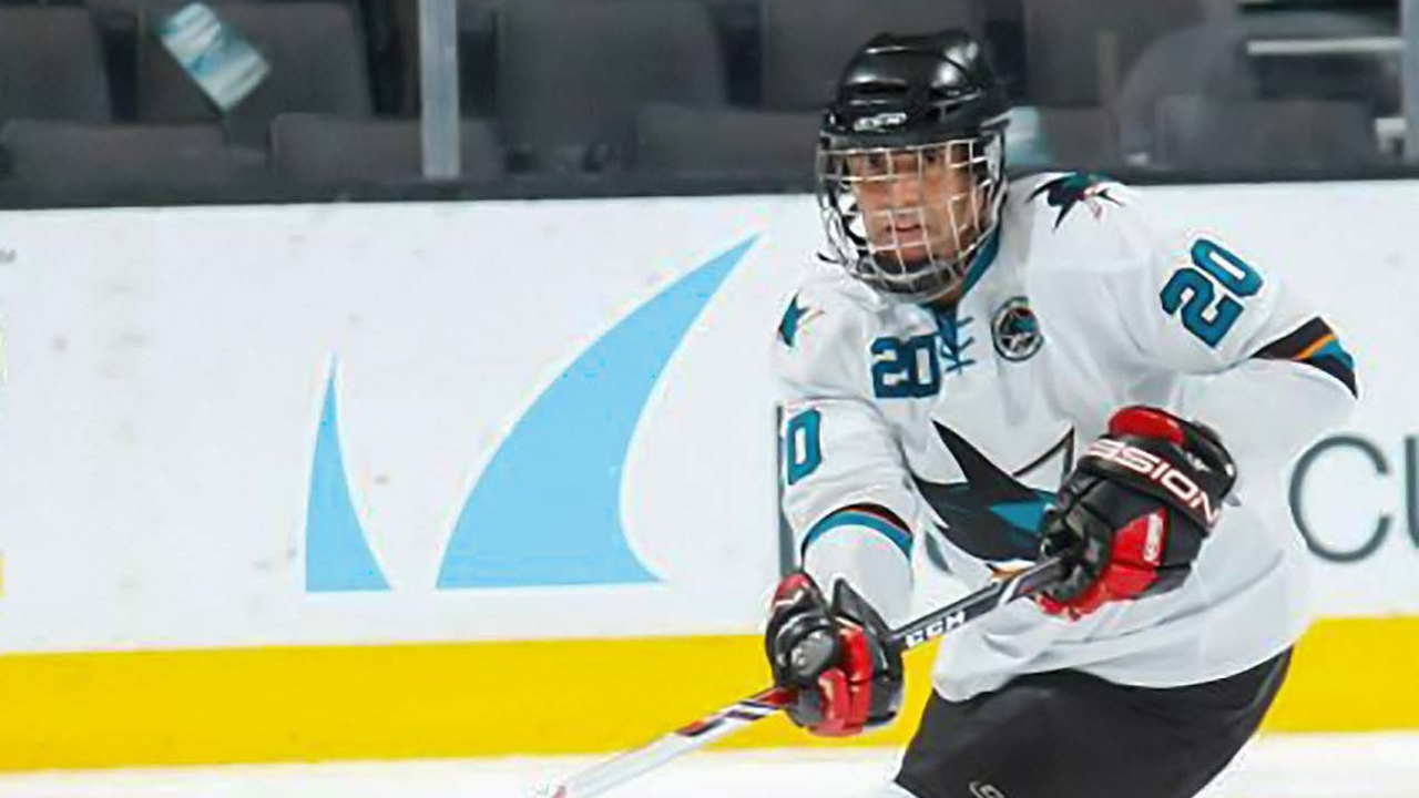 John Eadie playing hockey 