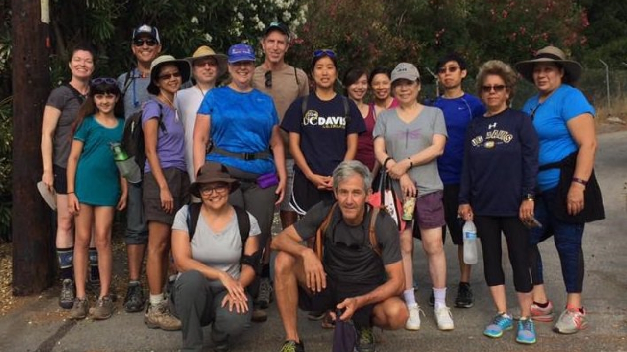 Group of Aggies on a hike 