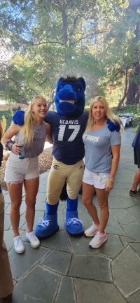 Gunrock and 2 fans at '22 tailgate