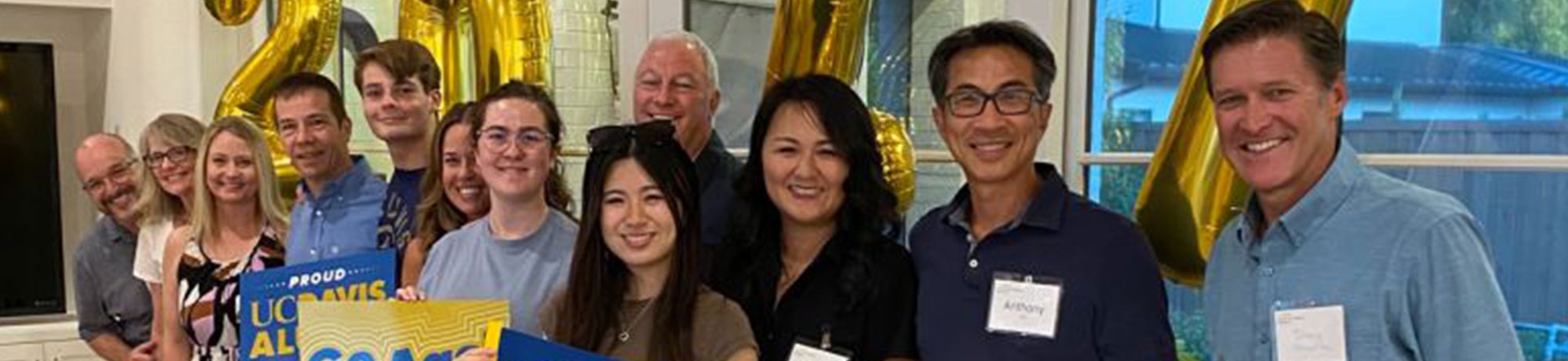 group of uc davis alumni at networking event