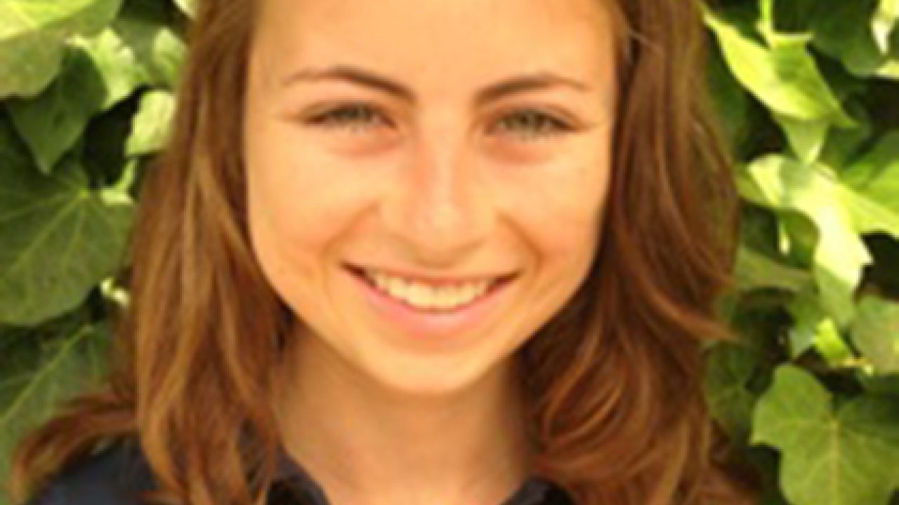 Zoe Kelsey